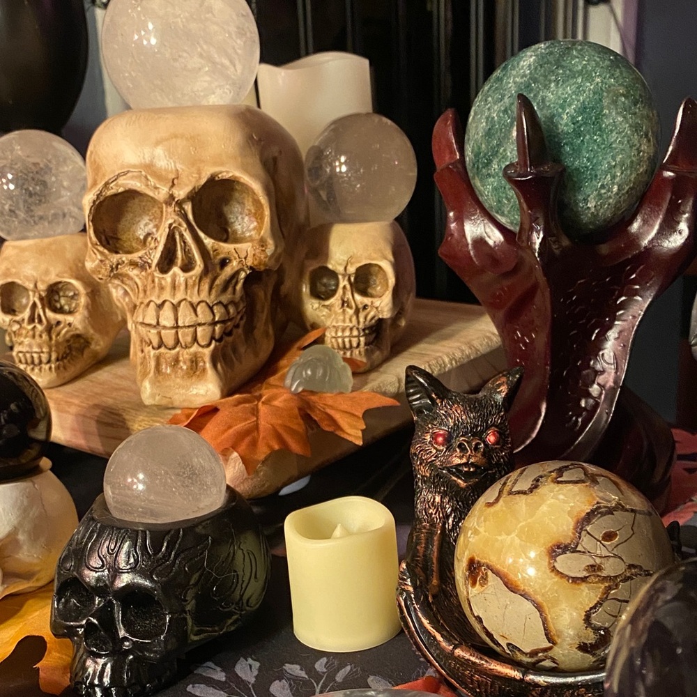 Mystical Skull and Globe Decor Set - Tan and Black
